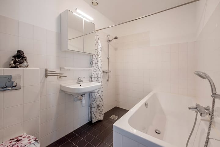 Photo 4 of Klaroenstraat 327