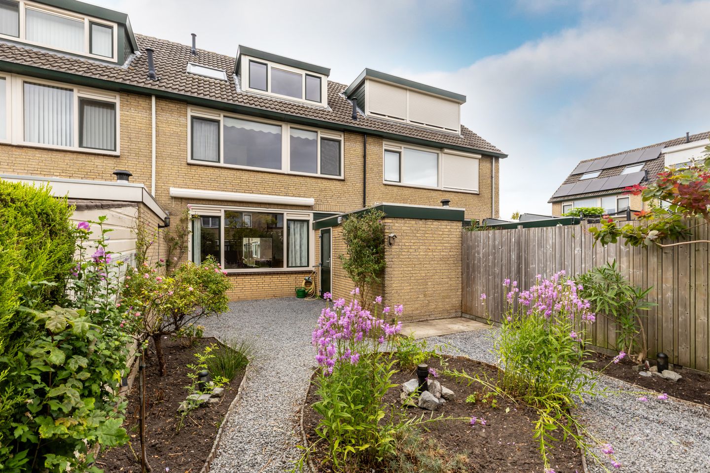 Photo 4 of Schevenstraat 36