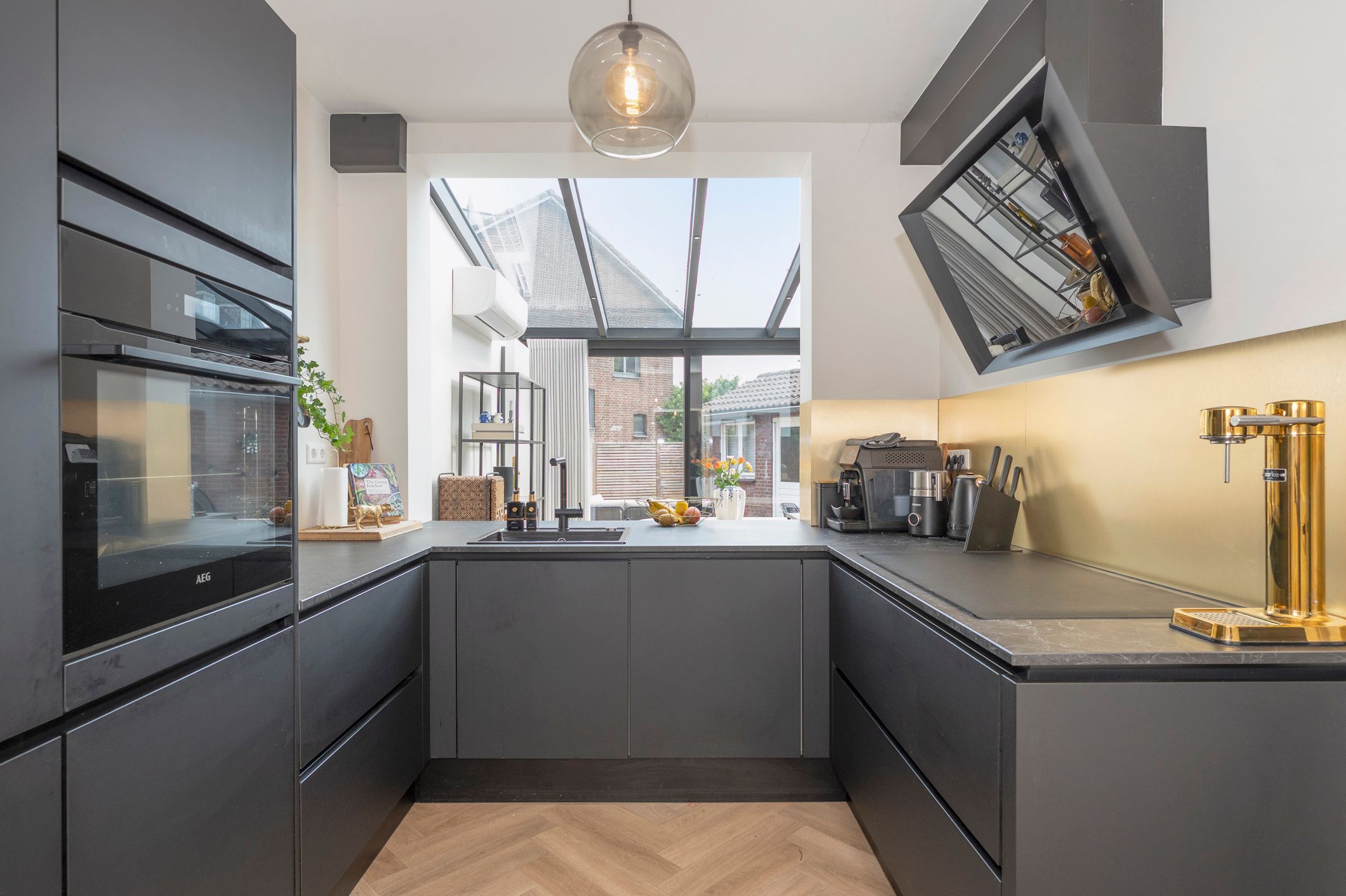 Foto 3 van Walramstraat 25