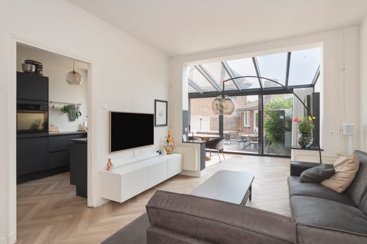 Foto 15 van Walramstraat 25