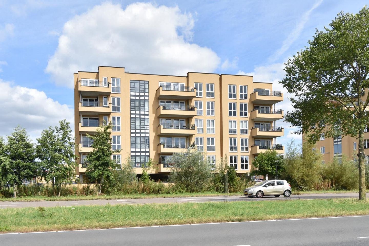 Photo 1 of Heemraadstraat 138