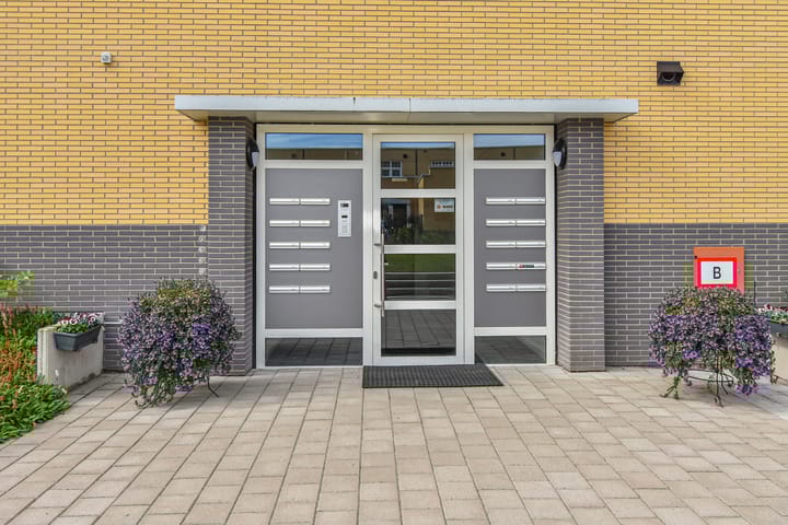 Photo 3 of Heemraadstraat 138