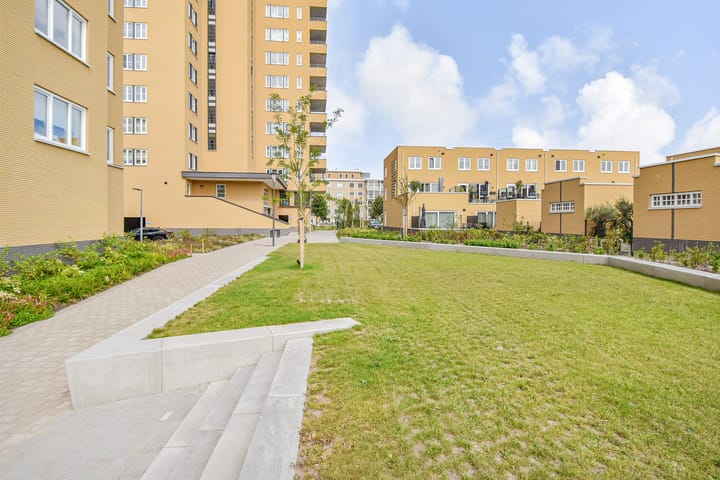 Photo 4 of Heemraadstraat 138