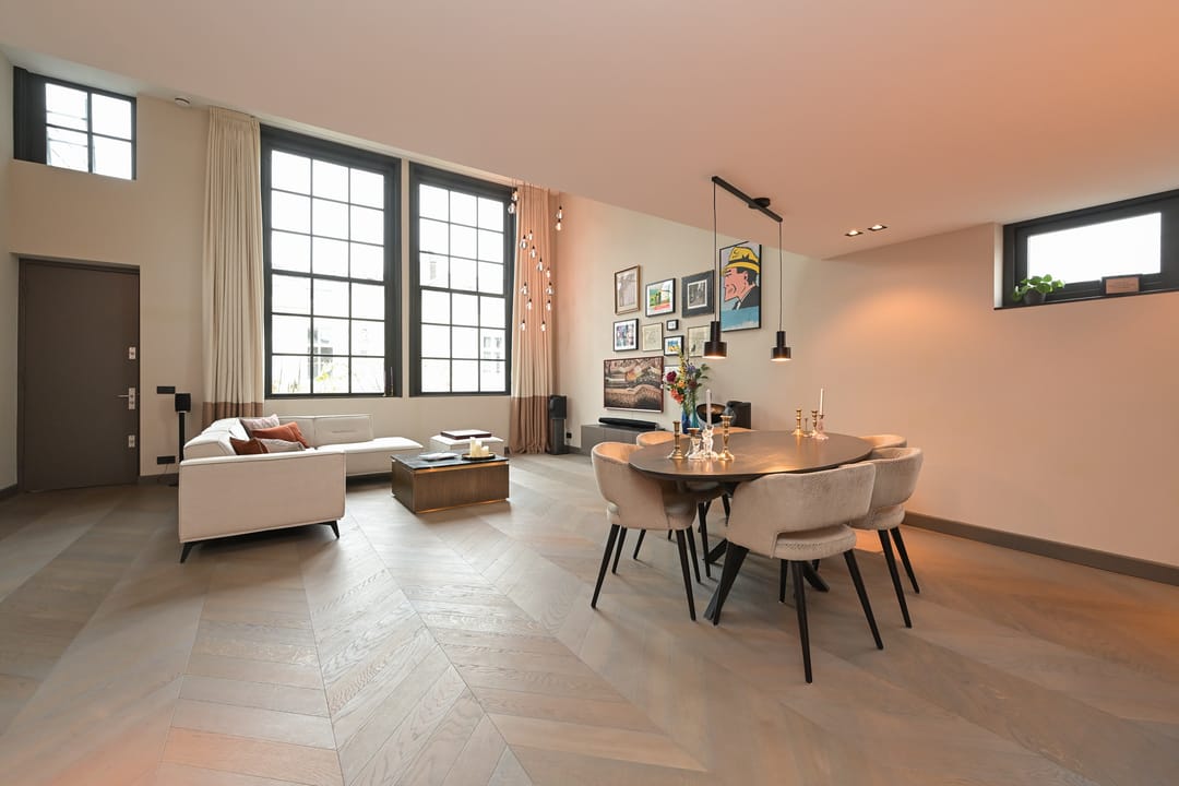 Photo 11 of Noordeinde 109-D