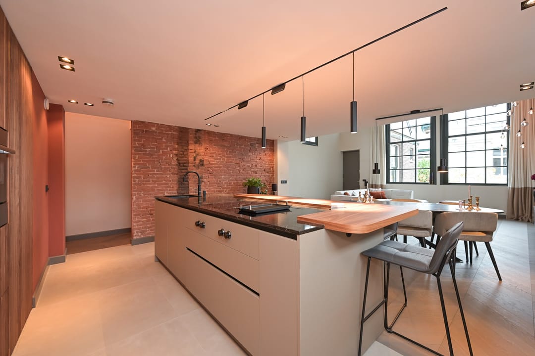 Photo 13 of Noordeinde 109-D