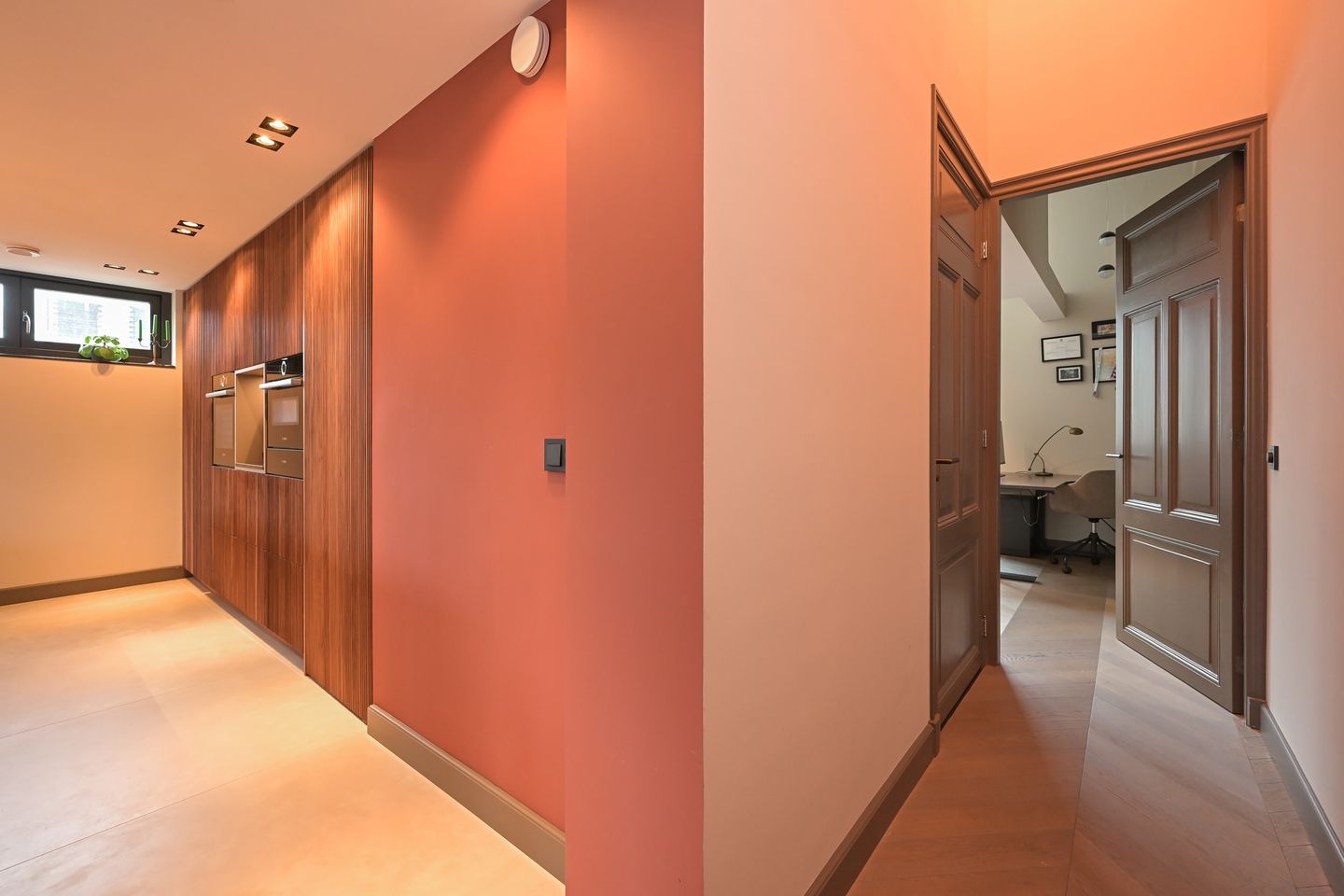 Photo 20 of Noordeinde 109-D