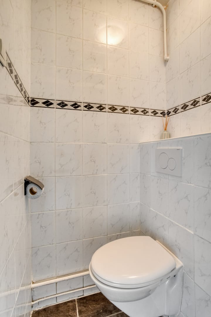 Foto 8 van Van Barenstraat 16