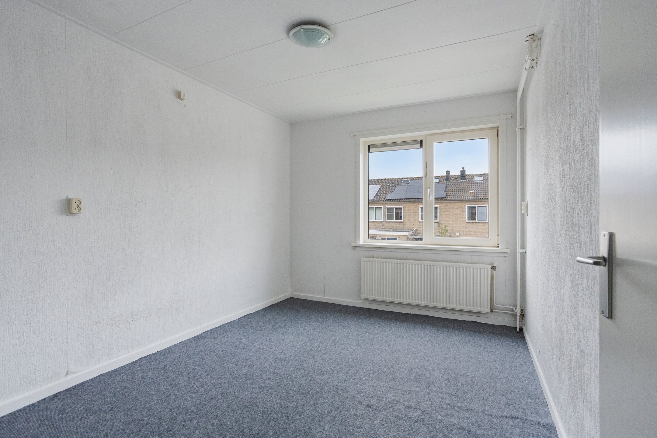 Photo 12 of Van Barenstraat 16