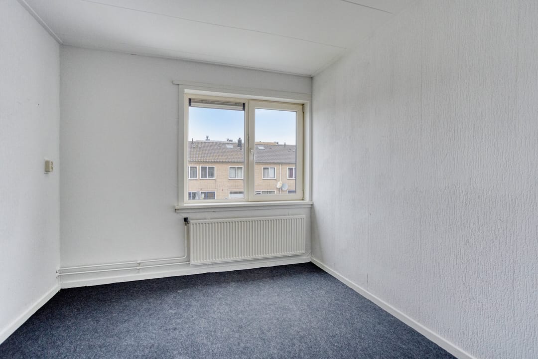 Photo 13 of Van Barenstraat 16