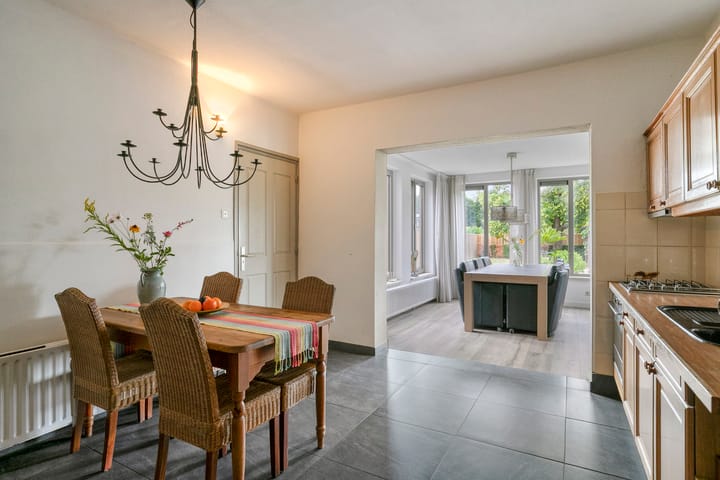 Foto 24 van Kerkweg 2