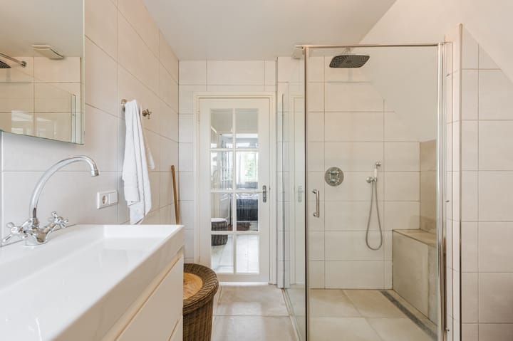 Foto 30 van de Hoef Westzijde 44