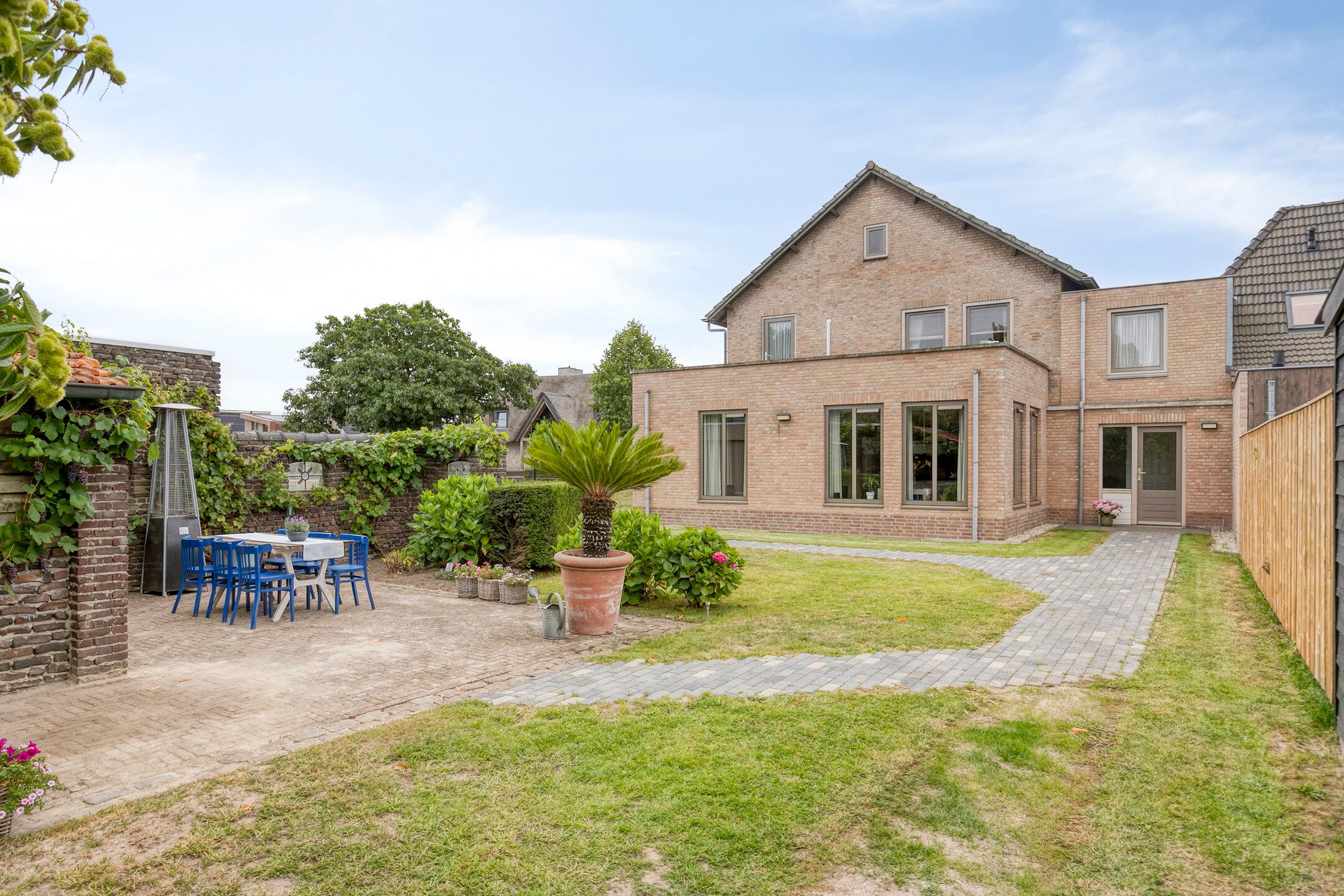 Foto 60 van Kerkweg 2