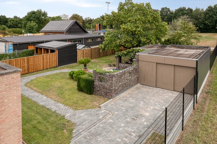 Foto 63 van Kerkweg 2