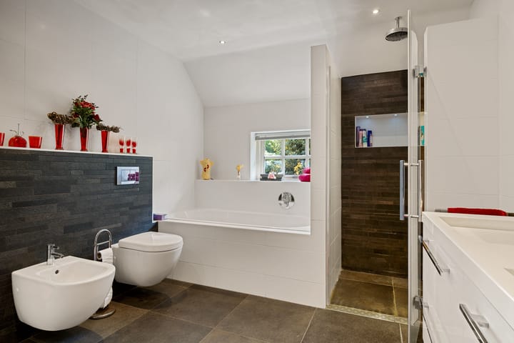 Foto 13 van Van Akenwei 26