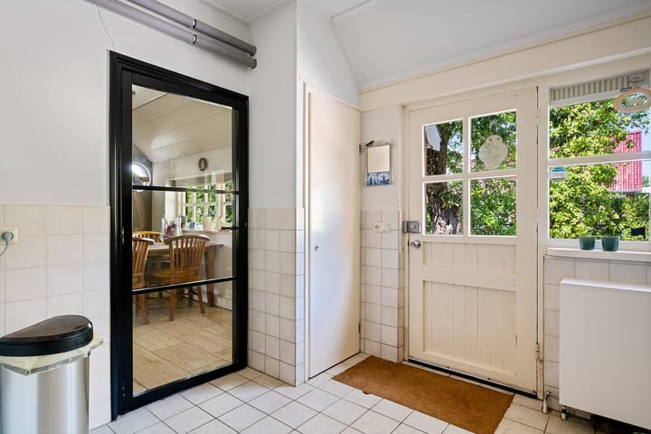 Foto 15 van Van Akenwei 26