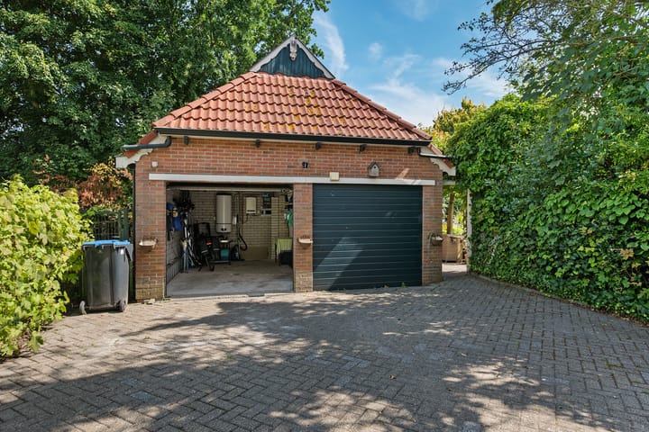 Foto 28 van Van Akenwei 26