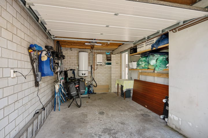 Foto 30 van Van Akenwei 26