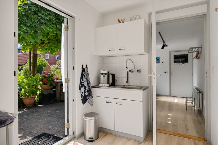 Foto 31 van Van Akenwei 26