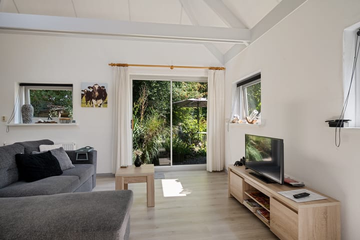 Foto 33 van Van Akenwei 26