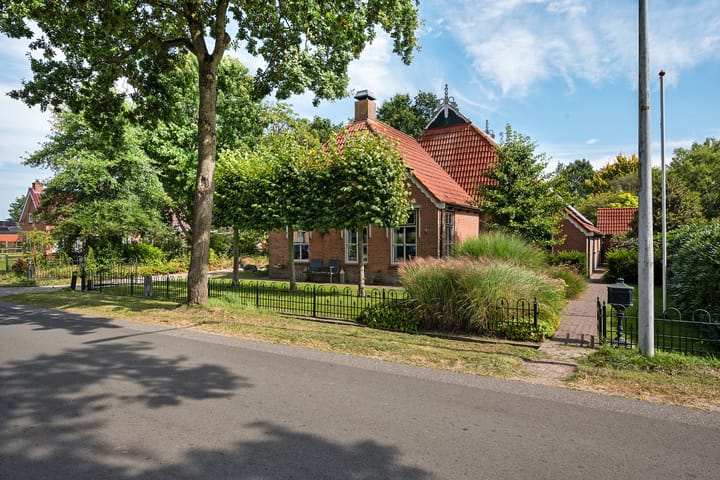 Foto 43 van Van Akenwei 26