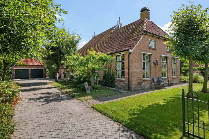 Foto 48 van Van Akenwei 26