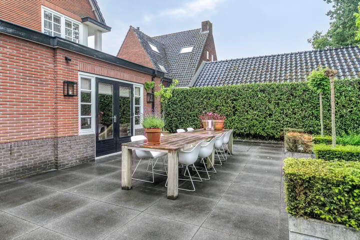 Photo 43 of Aagje Dekenlaan 31