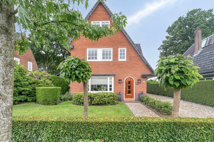 Photo 47 of Aagje Dekenlaan 31