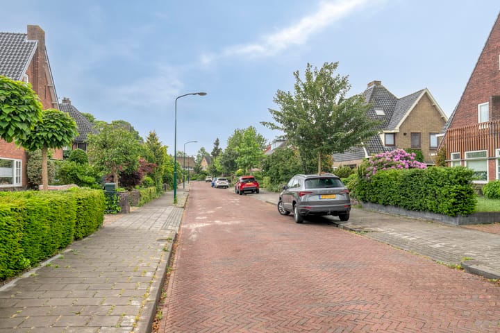 Photo 50 of Aagje Dekenlaan 31