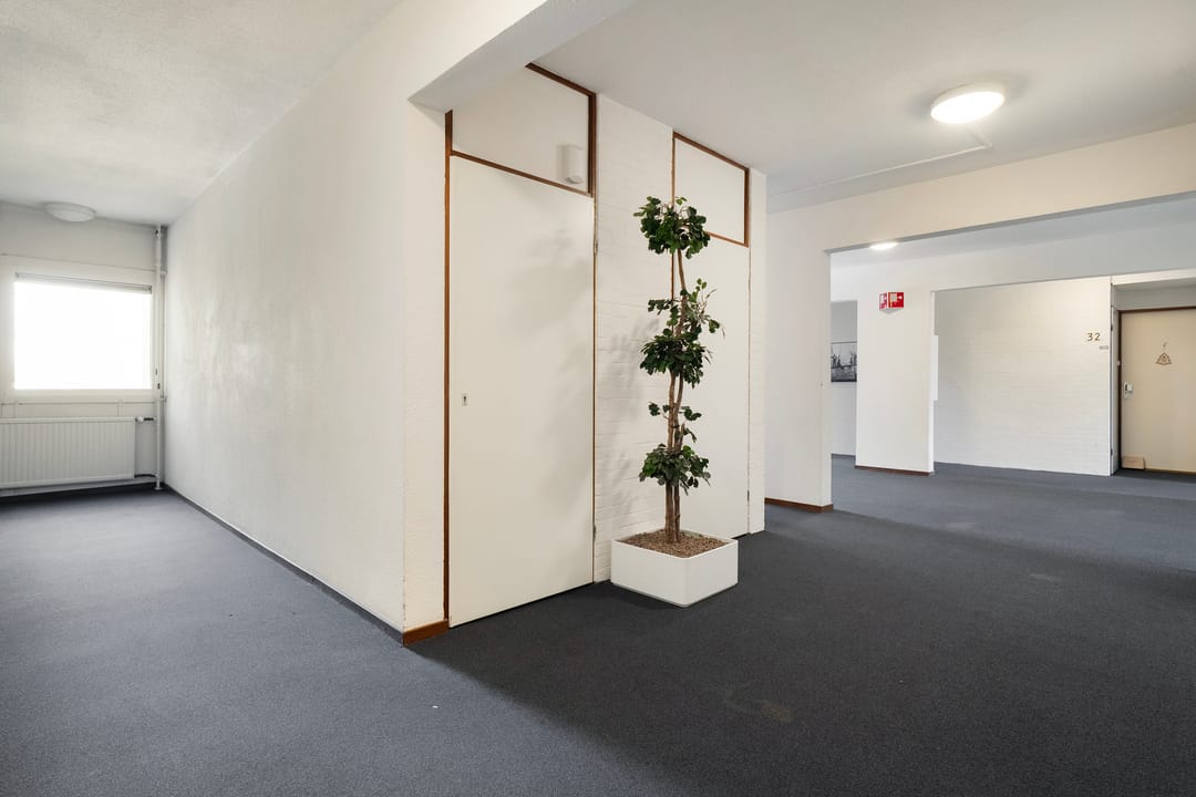 Photo 28 of Straussplein 27