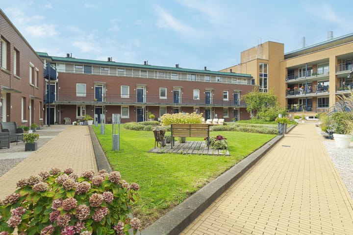 Foto 22 van Koningshof 69