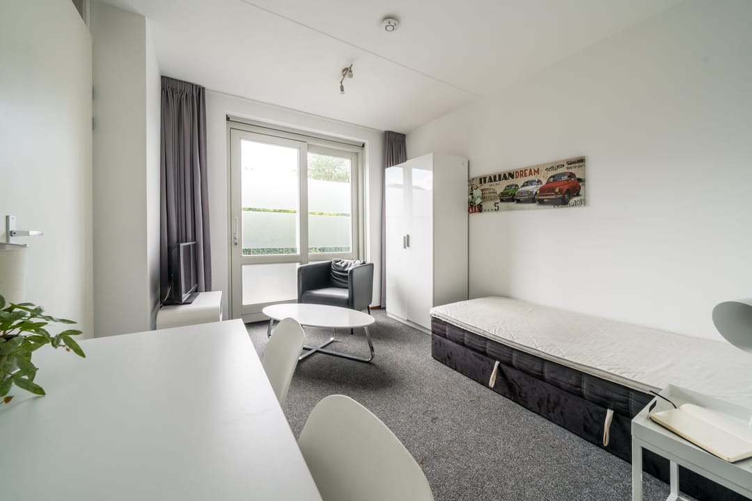 Photo 2 of Eerste Oude Heselaan 140-A