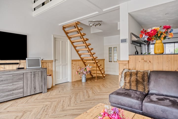 Foto 12 van Bilderdijkstraat 24