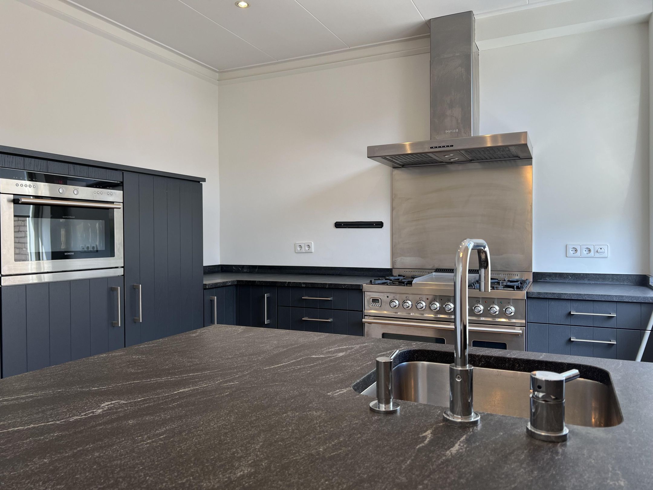 Foto 12 van van Wassenaarstraat 40