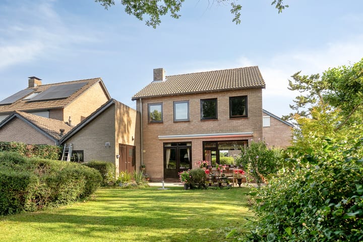 Foto 30 van Pironstraat 17