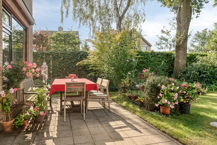 Foto 32 van Pironstraat 17