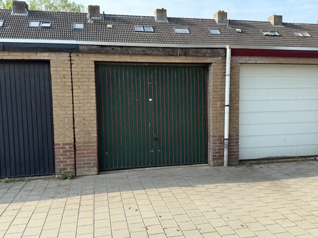 Burg. Bianchiweg 66a