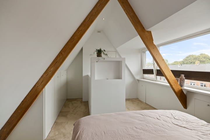 Foto 26 van Hugo de Grootstraat 19