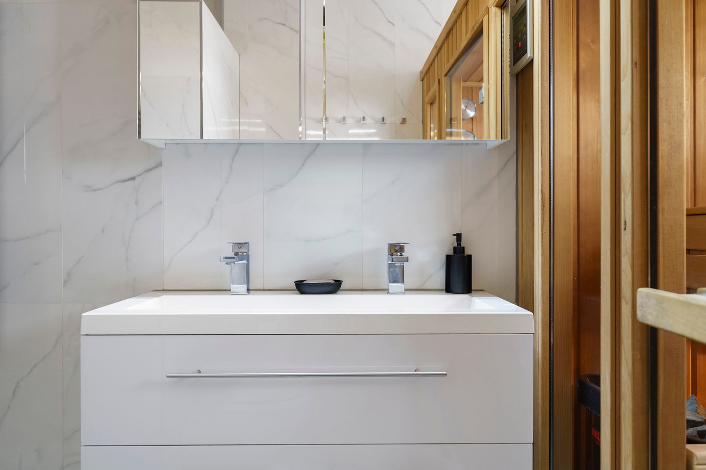 Photo 34 of Valeriusstraat 89-H