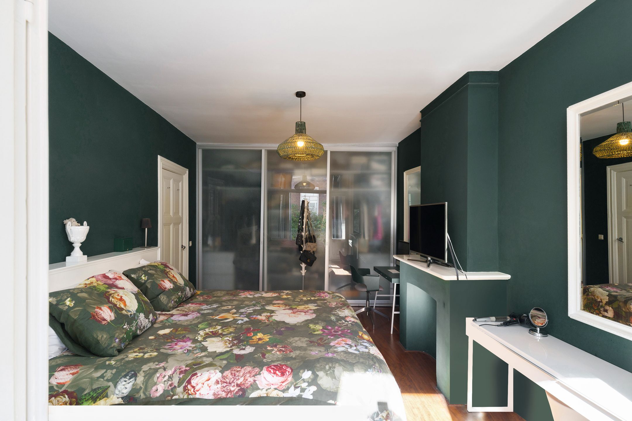 Photo 36 of Valeriusstraat 89-H