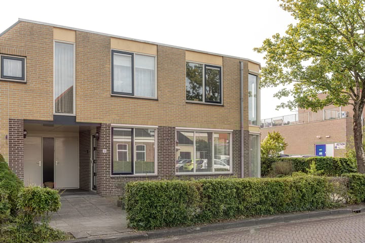 Foto 1 van Roggemolenstraat 14