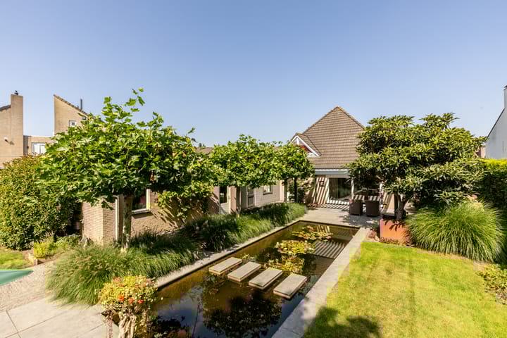 Photo 2 of Biesheuvellaan 4