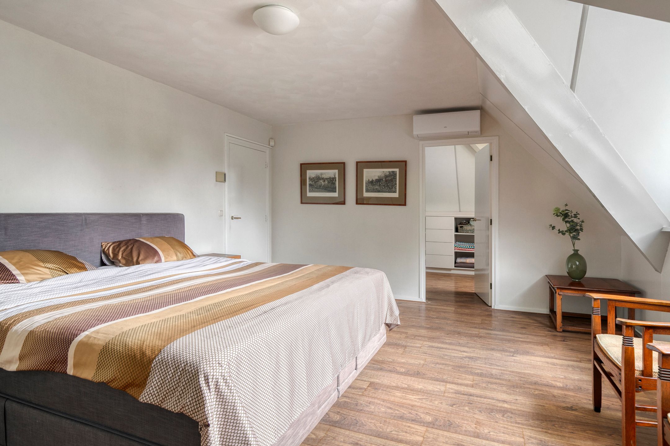 Photo 24 of Biesheuvellaan 4