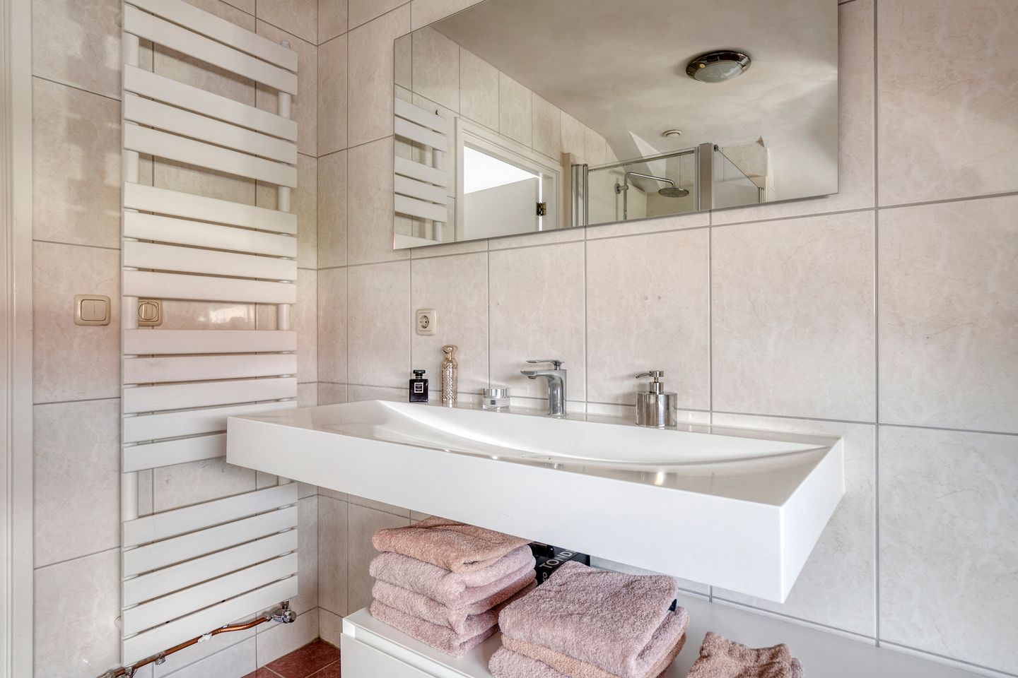 Photo 29 of Biesheuvellaan 4