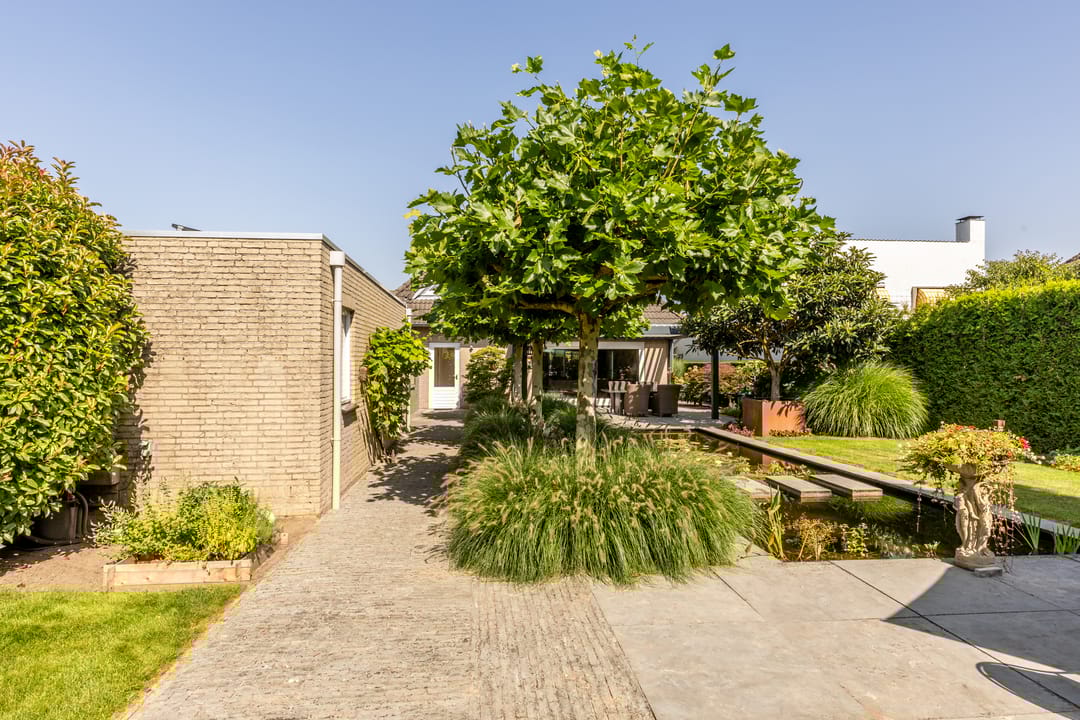 Photo 43 of Biesheuvellaan 4