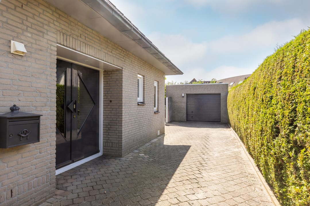 Photo 53 of Biesheuvellaan 4