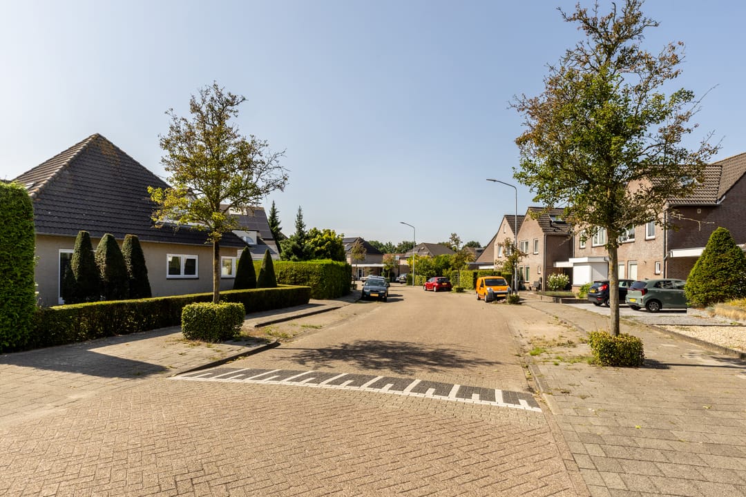 Photo 62 of Biesheuvellaan 4