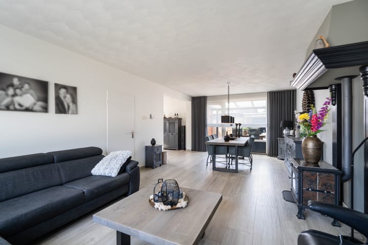 Foto 15 van Hollandiastraat 2