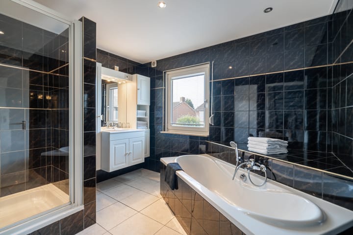 Foto 32 van Hollandiastraat 2