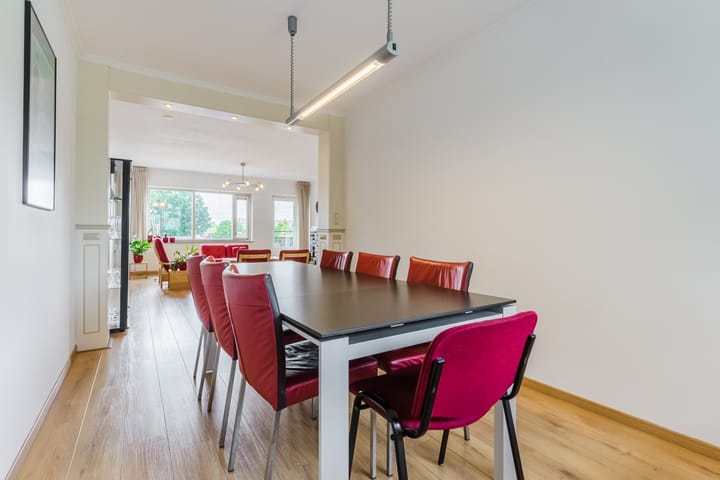 Photo 4 of Nederlandplein 7