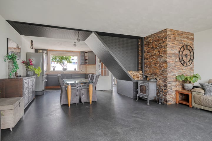 Foto 8 van Slufterplantsoen 79